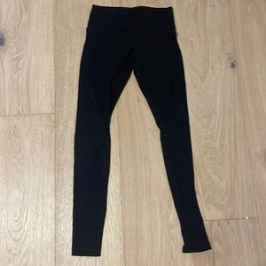 black lulu lemon leggings size 4!!